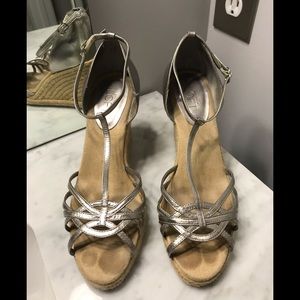 Ann Taylor Loft Silver Wedges